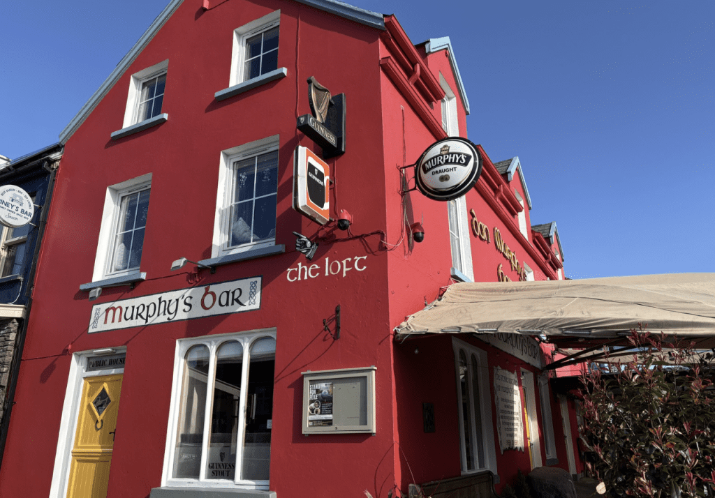 Dan Murphy's Bar